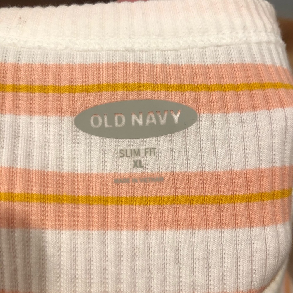 NWOT henley t-shirt - Picture 2 of 2